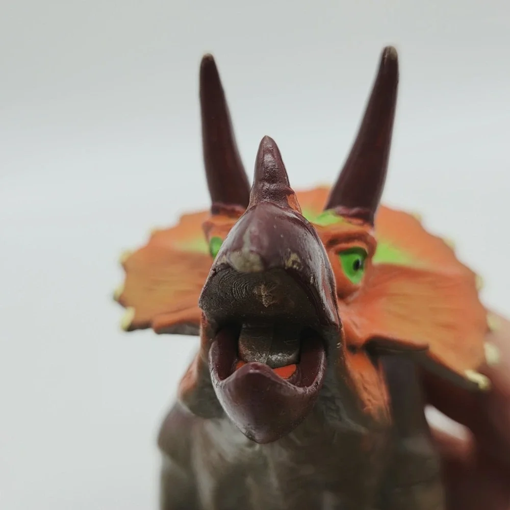 Chompsaur Chomping Mouth Dinosaur Triceratops Orange Green